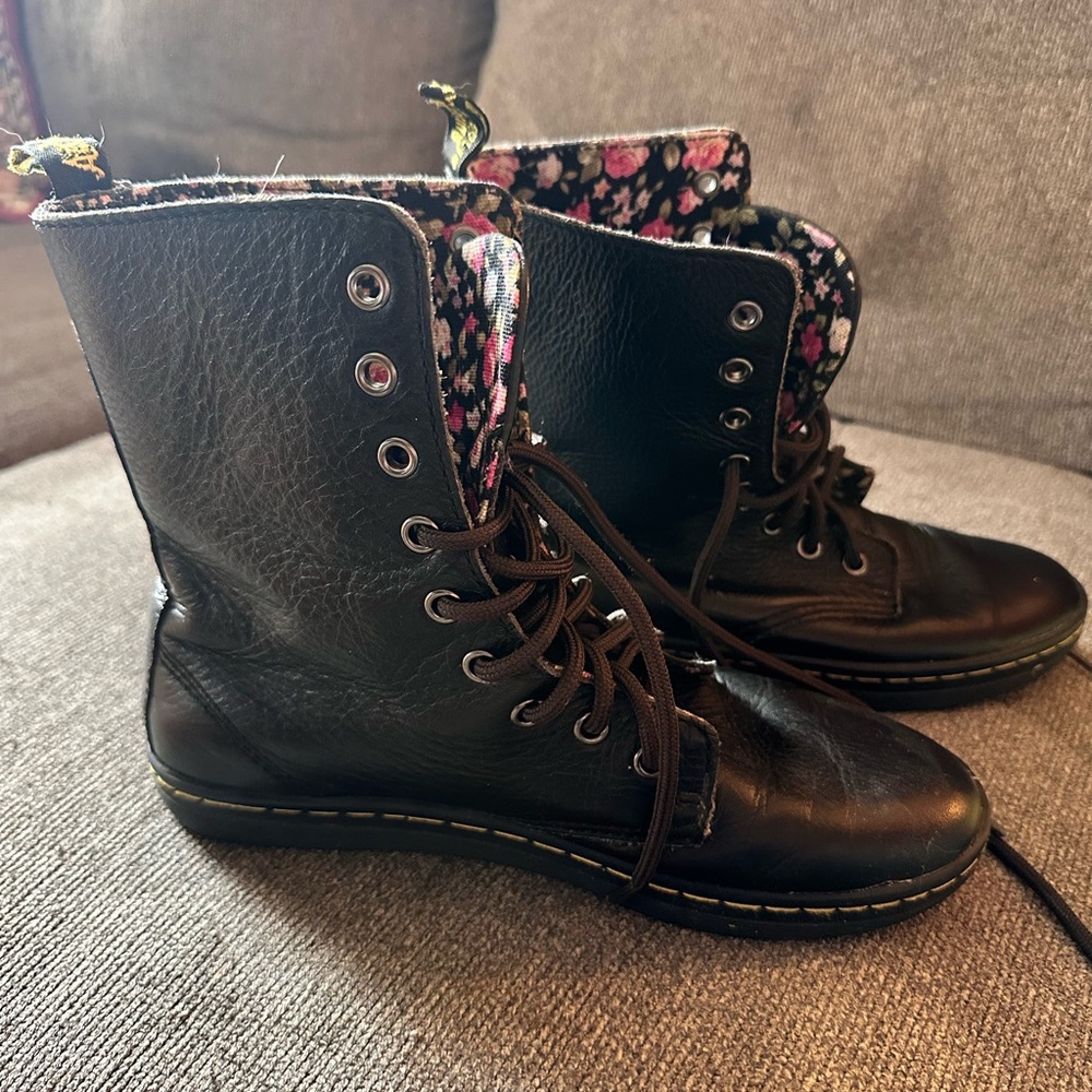 Dr Martens Floral Lined Black Leather Boots